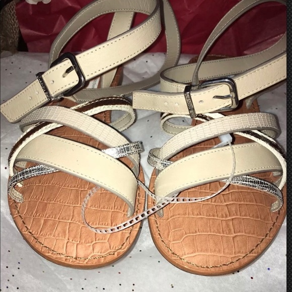 “Gianni Bini” Wrap around ankle sandals 7 1/2M - Picture 2 of 7